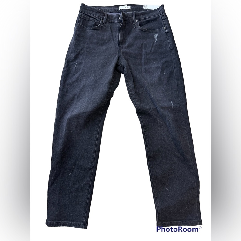 LOFT Girlfriend Jeans. True black. Size 28.